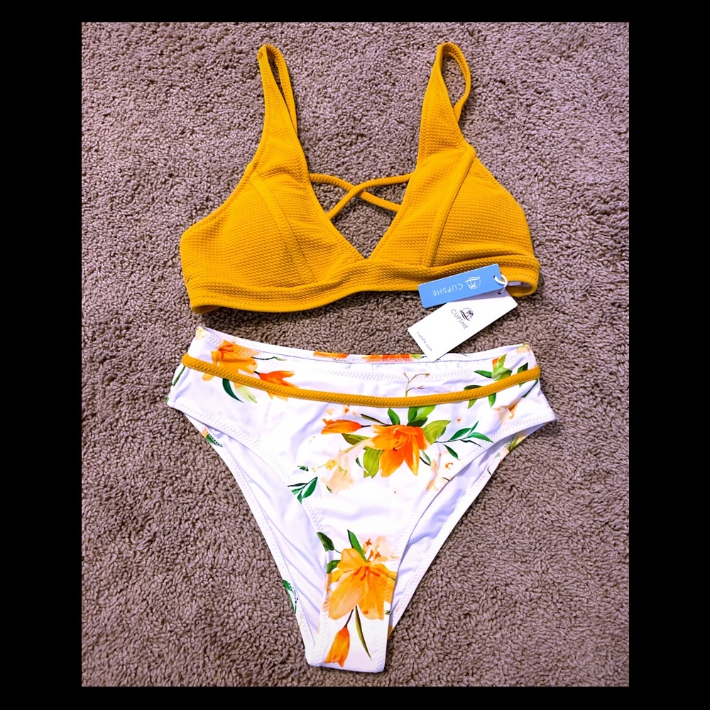 CupShe swimsuit